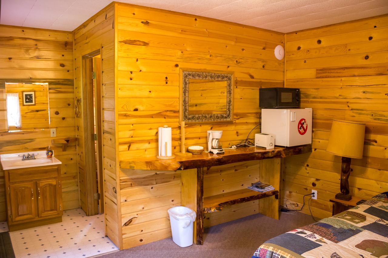 Midnight Sun Log Cabins Moose Pass Экстерьер фото