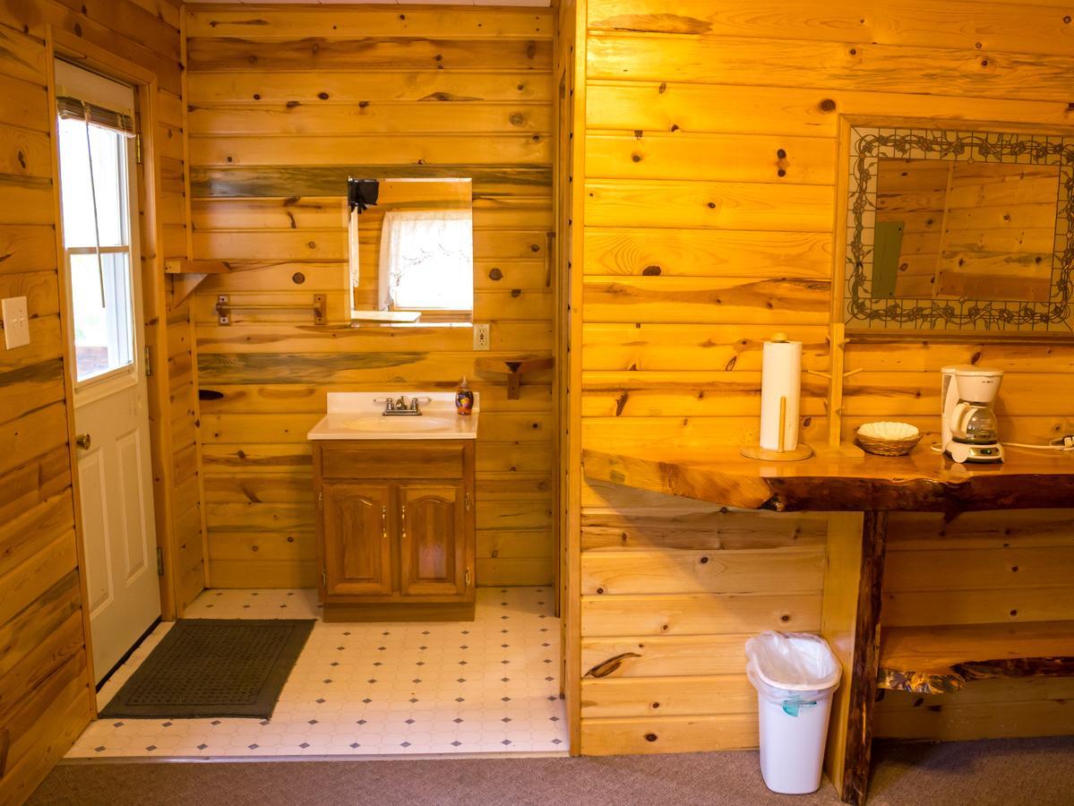 Midnight Sun Log Cabins Moose Pass Экстерьер фото