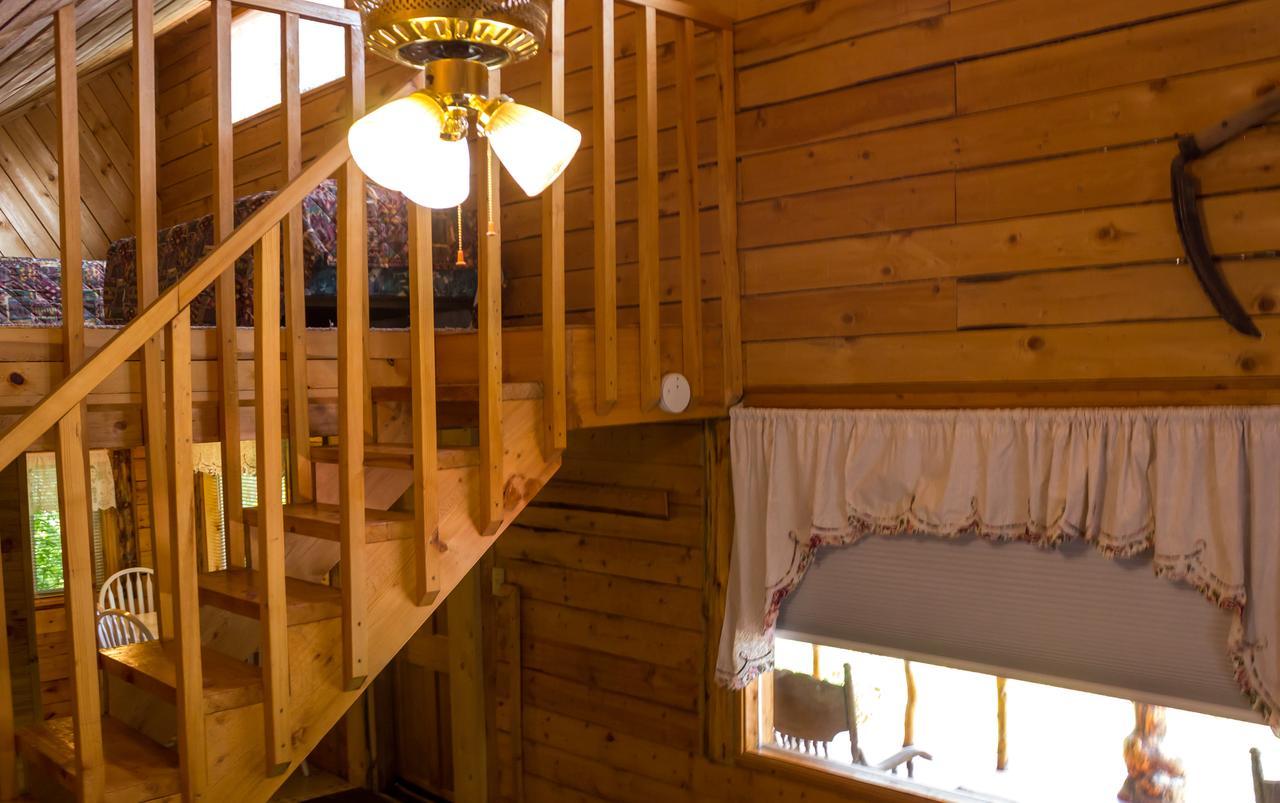 Midnight Sun Log Cabins Moose Pass Экстерьер фото